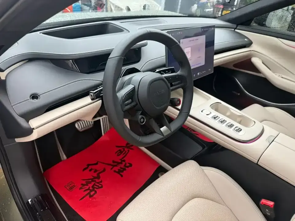 Xiaomi SU7