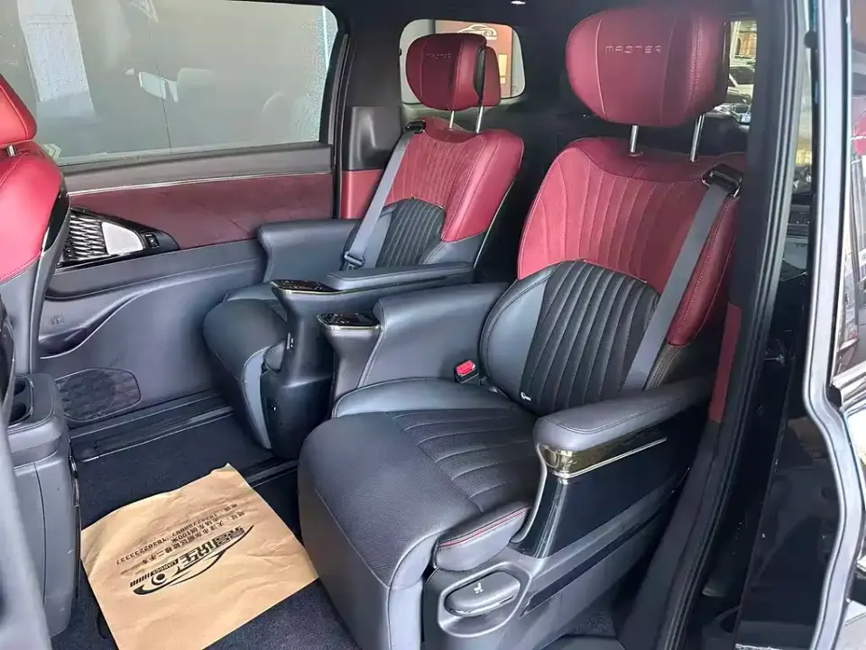GAC Trumpchi M8
