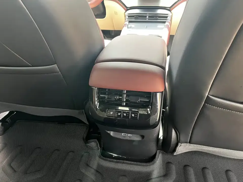 BYD Seal 07 DM-i