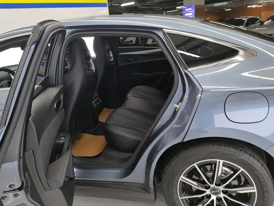 BYD Seal 06