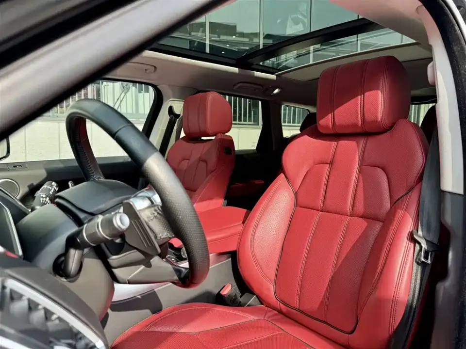 Land Rover Sport