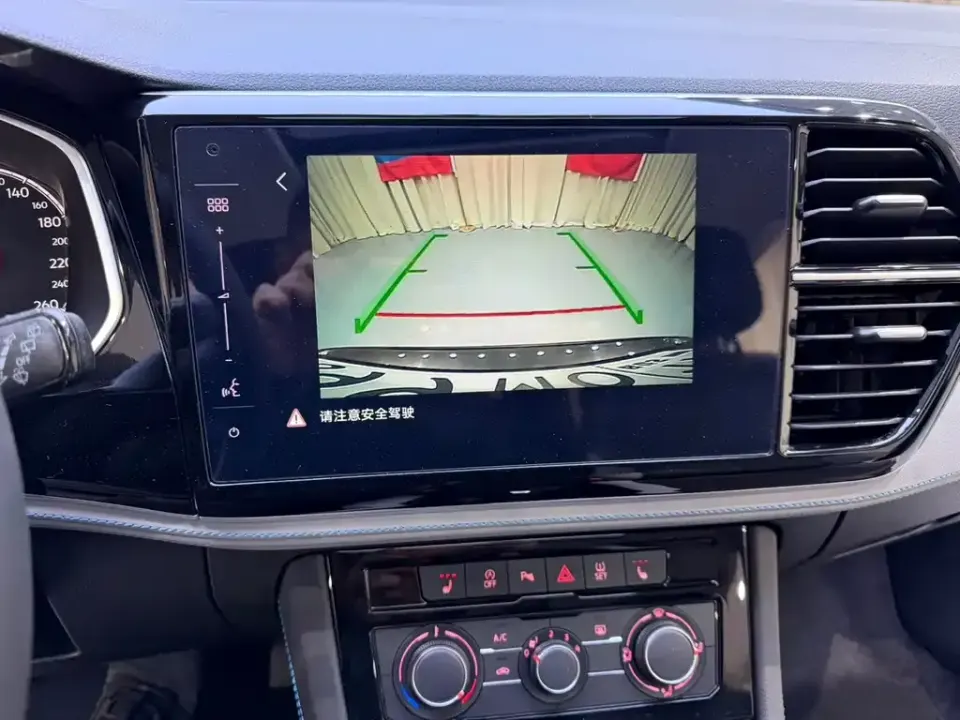 Jetta VS5