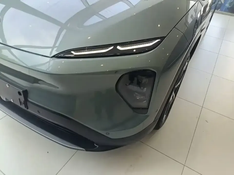 Nio ES7