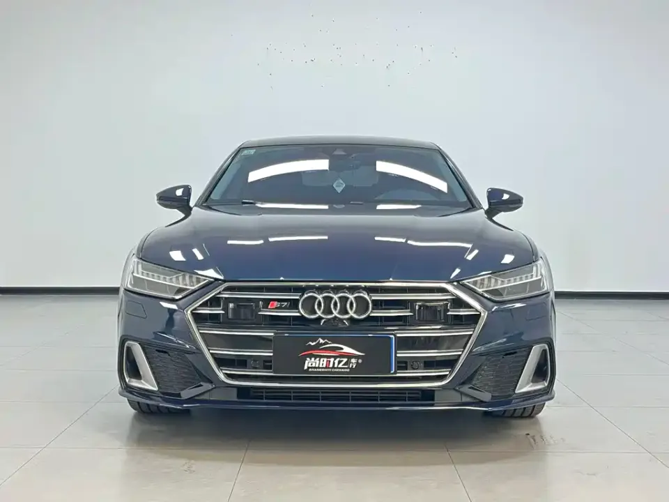 Audi A7L