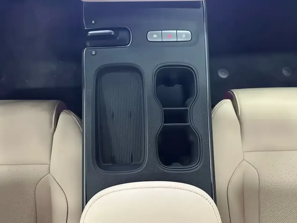 Nio ET5T
