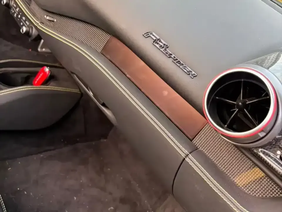 Ferrari F8