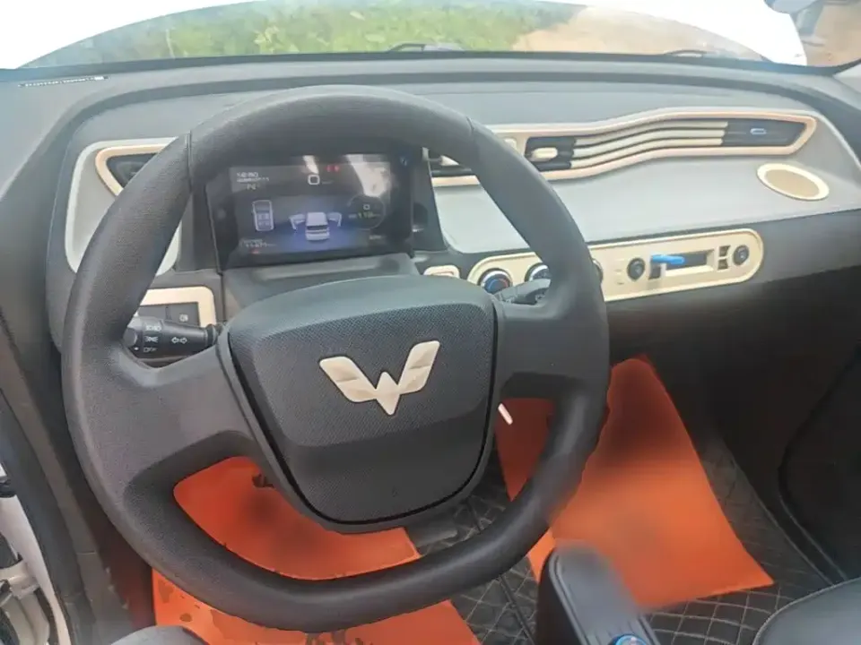 Wuling MINIEV