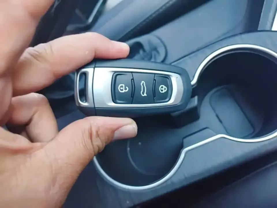 Geely Vision