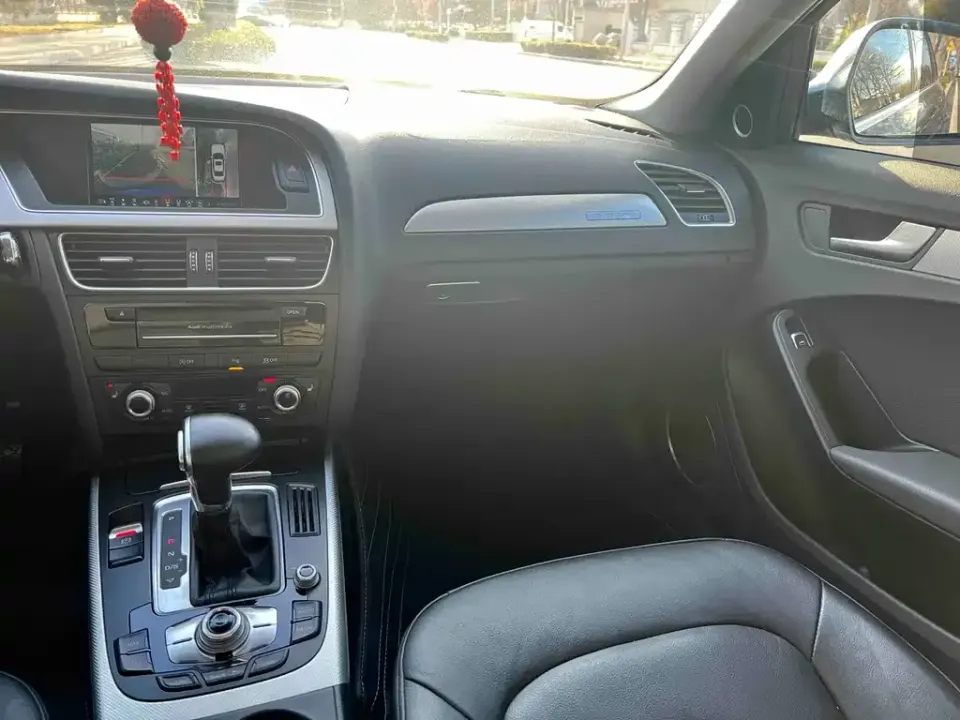 Audi A4 (Import)