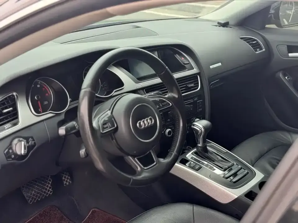 Audi A5 (Import)