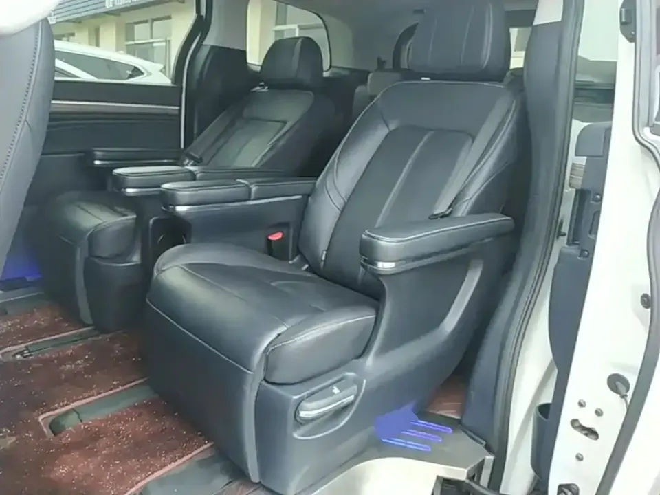 GAC Trumpchi M8