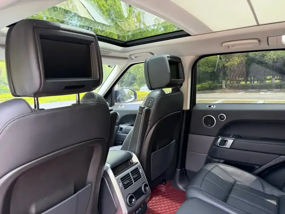 Land Rover Sport
