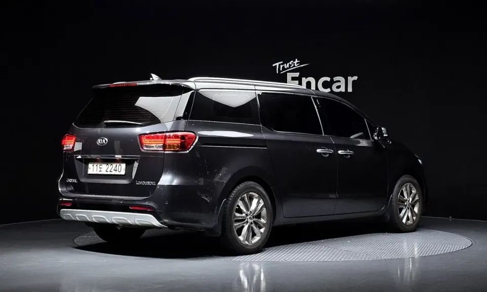 Kia Canival