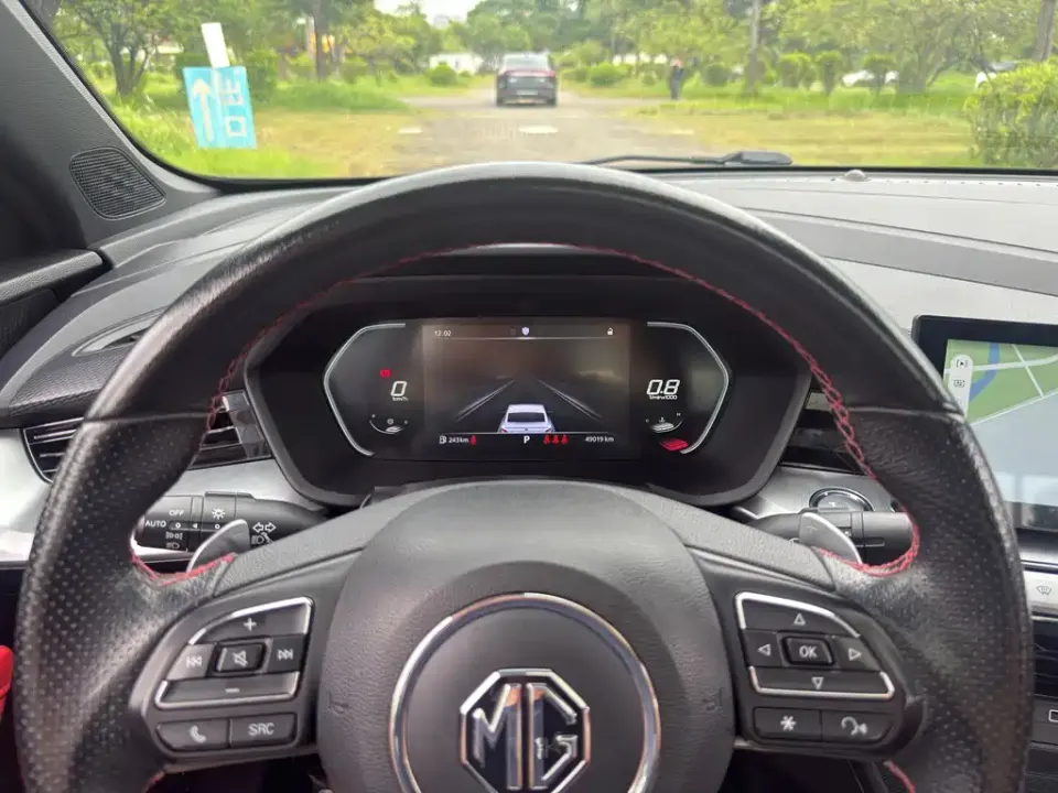 MG MG5