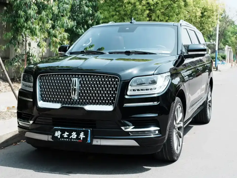 Lincoln Navigator