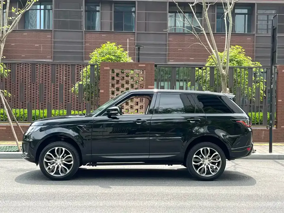 Land Rover Sport