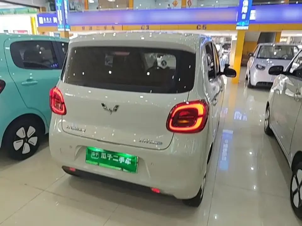 Wuling MINIEV