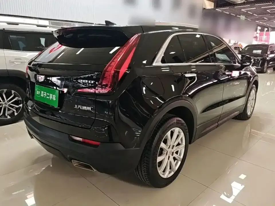 Cadillac XT4