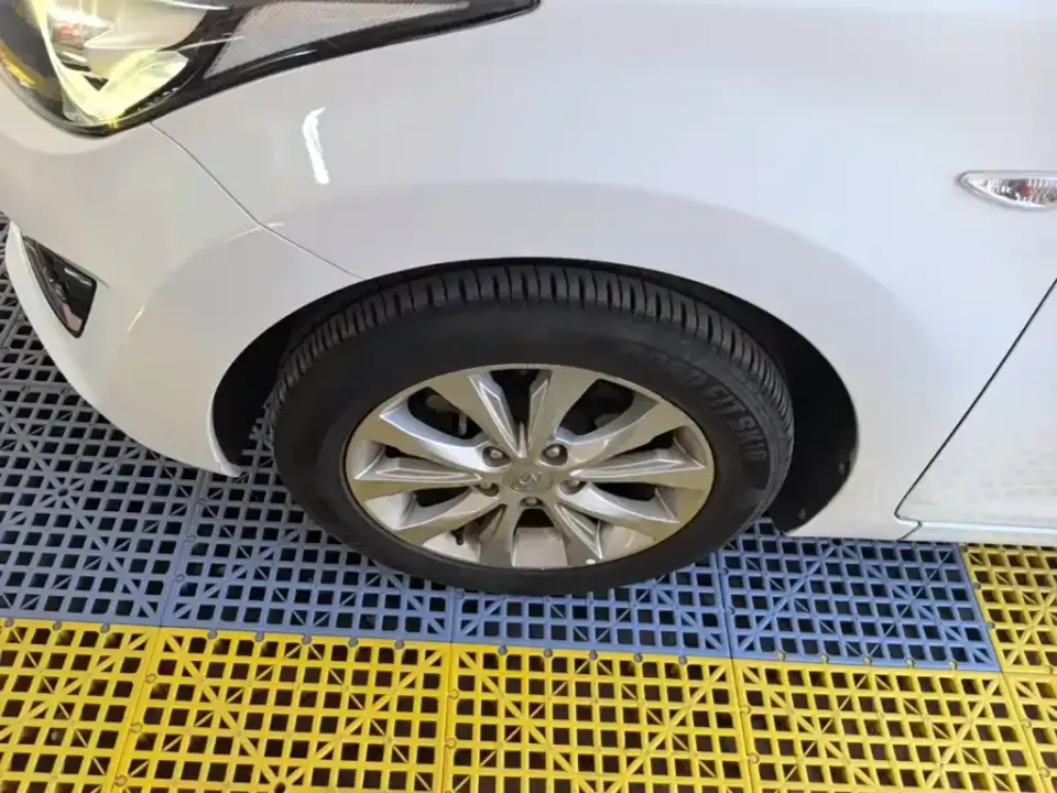 Hyundai Elantra Langdong