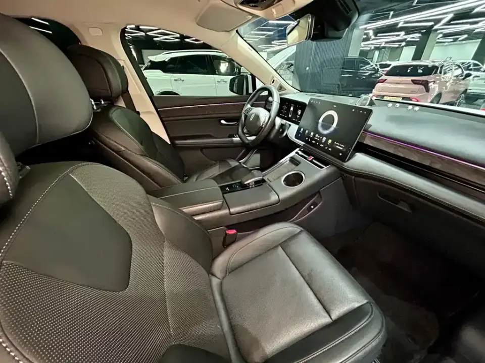 AITO AITO M5