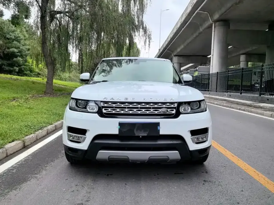 Land Rover Sport