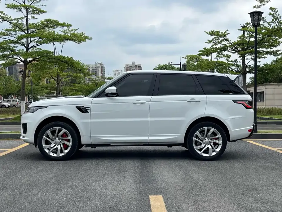 Land Rover Sport