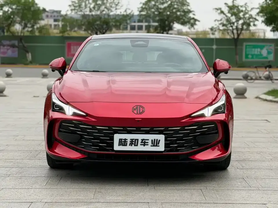 MG MG7