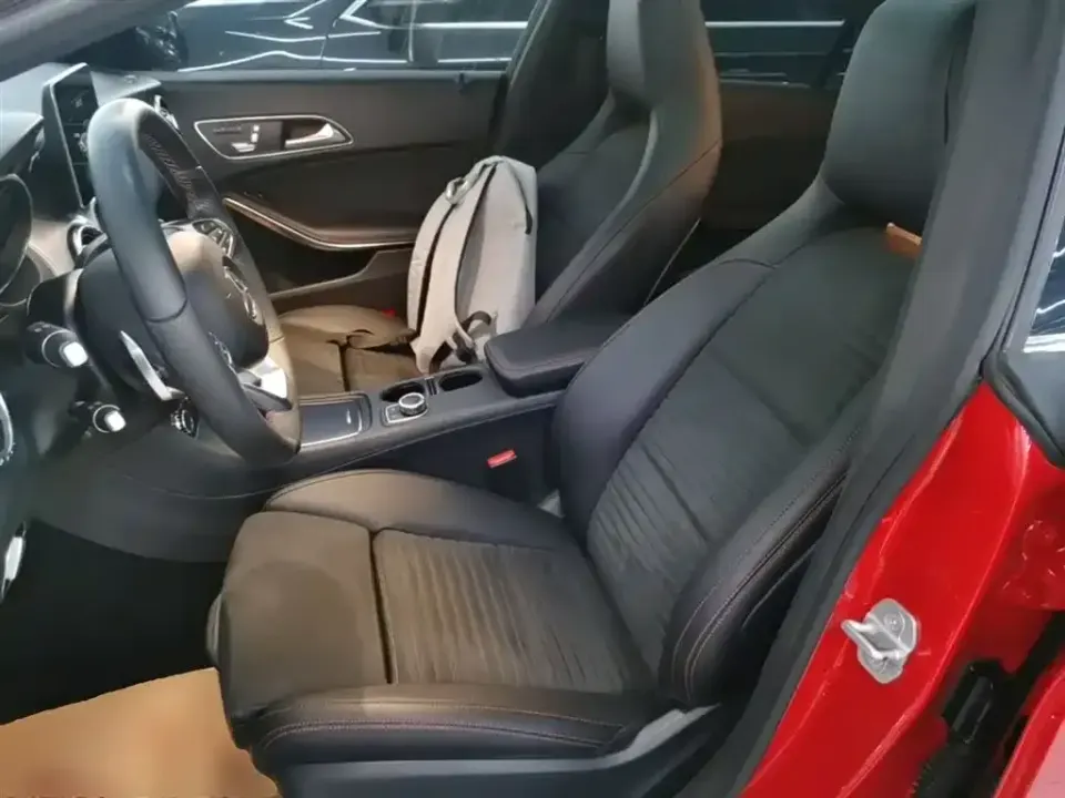 Mercedes-Benz CLA (Import)