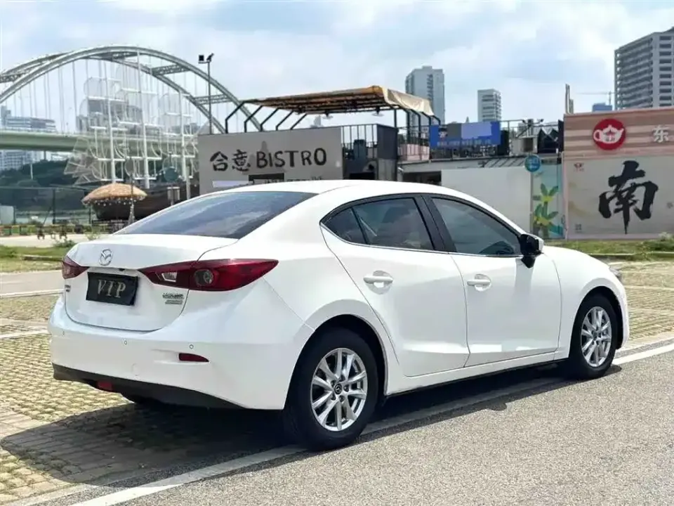 Mazda 3 Axela