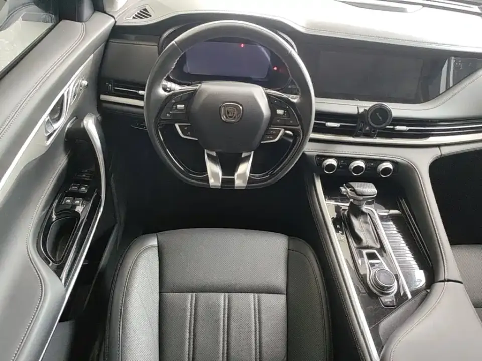 Changan CS95