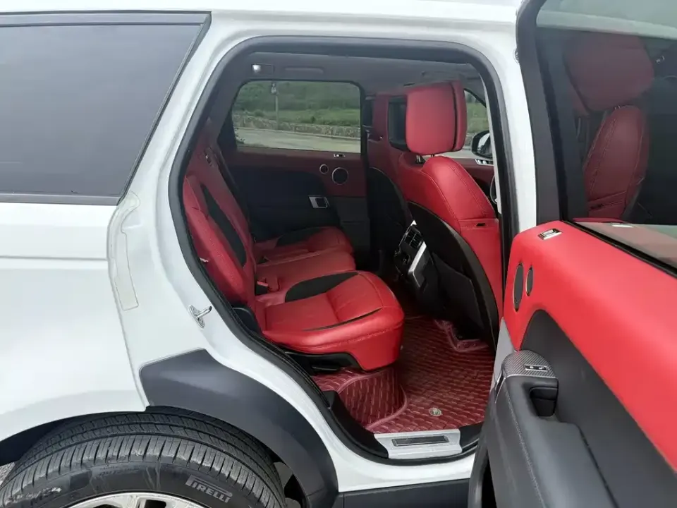 Land Rover Sport