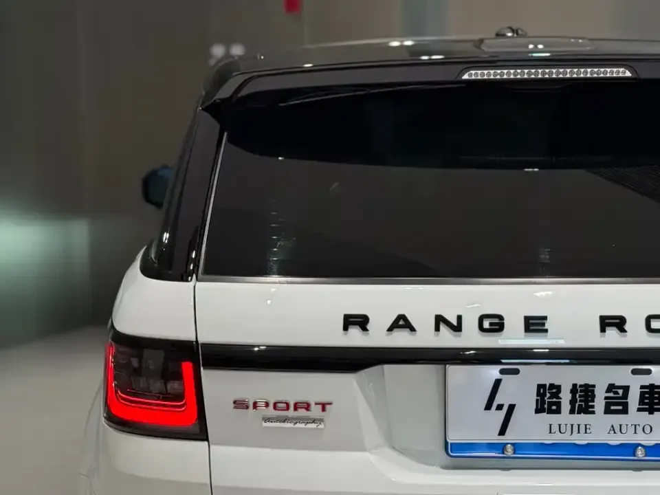 Land Rover Sport
