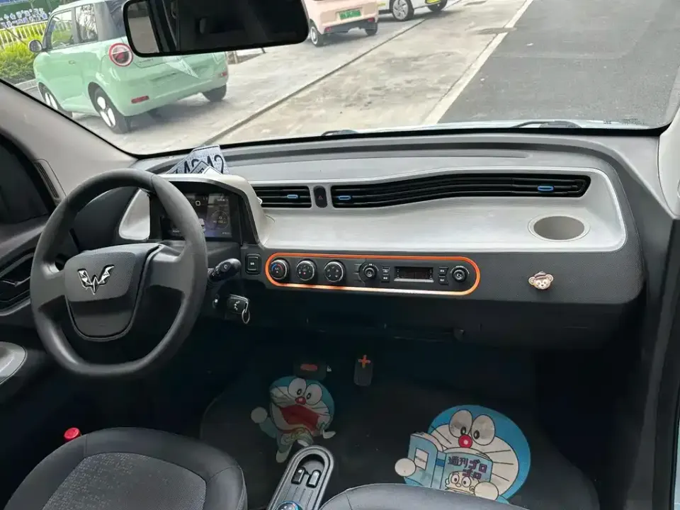 Wuling MINIEV