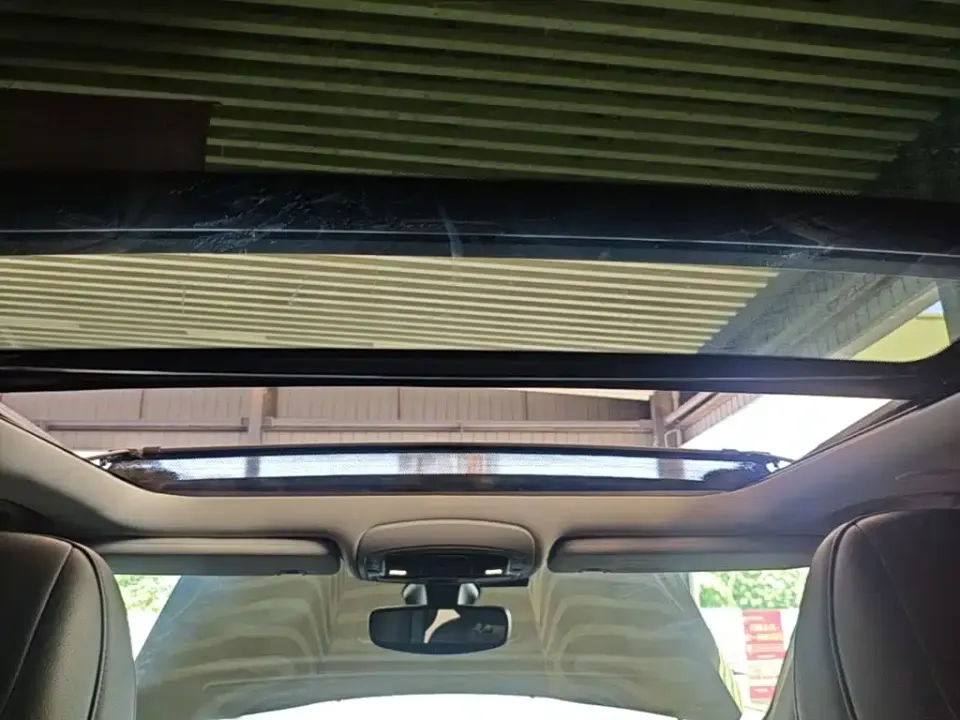 Jeep Commander