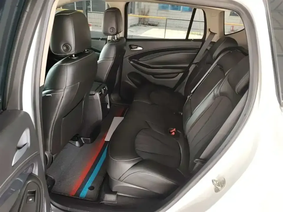 Buick Envision Plus
