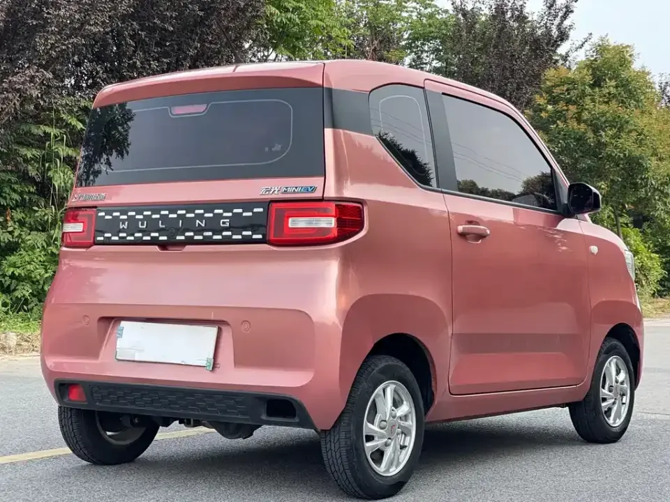 Wuling MINIEV