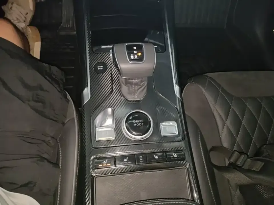 Hongqi Hongqi HS5