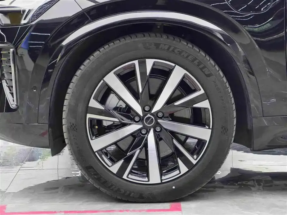Volvo XC90 PHEV