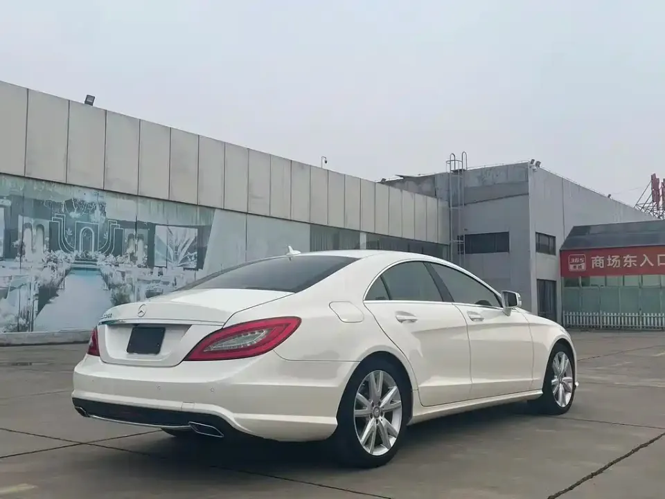 Mercedes-Benz CLS