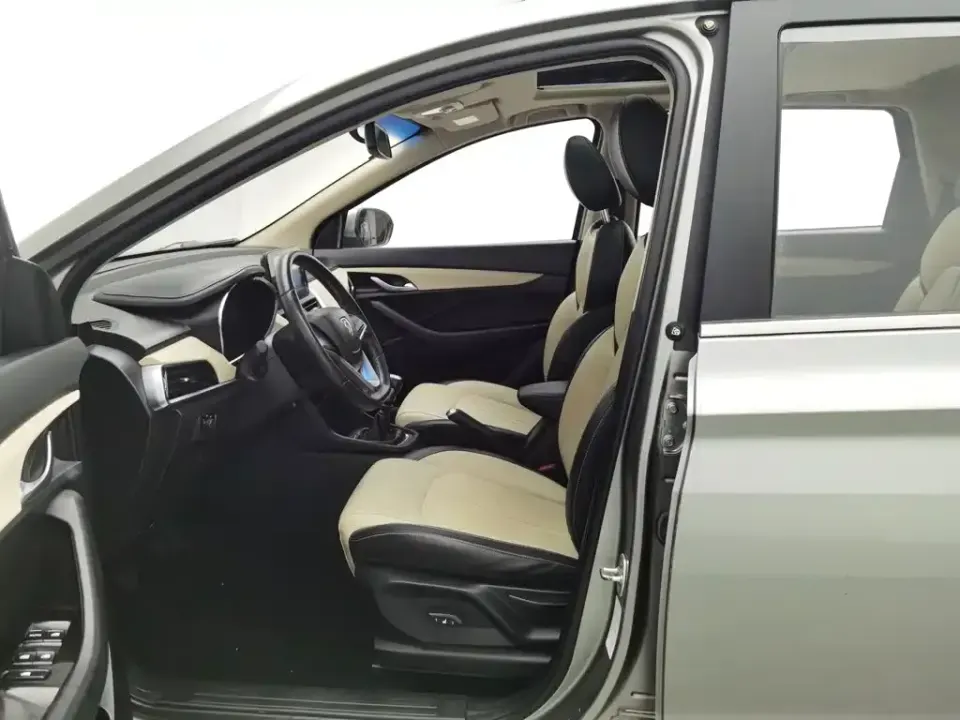Baojun 360