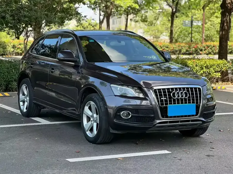 Audi Q5 (Import)
