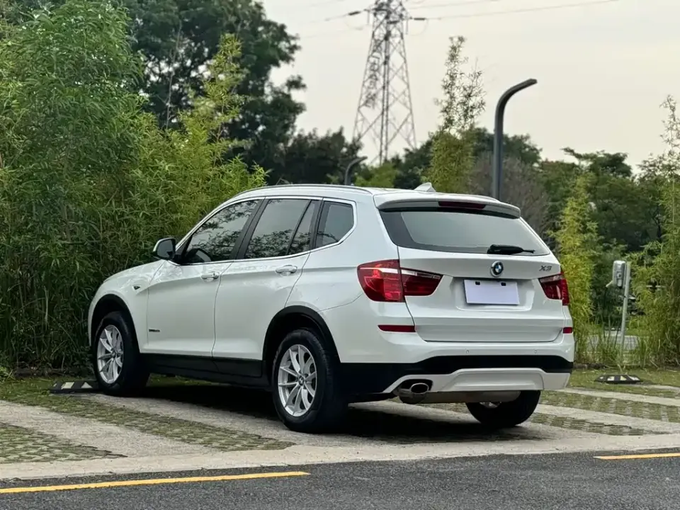 BMW X3 (Import)