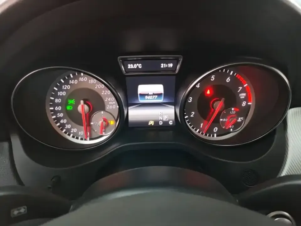 Mercedes-Benz GLA