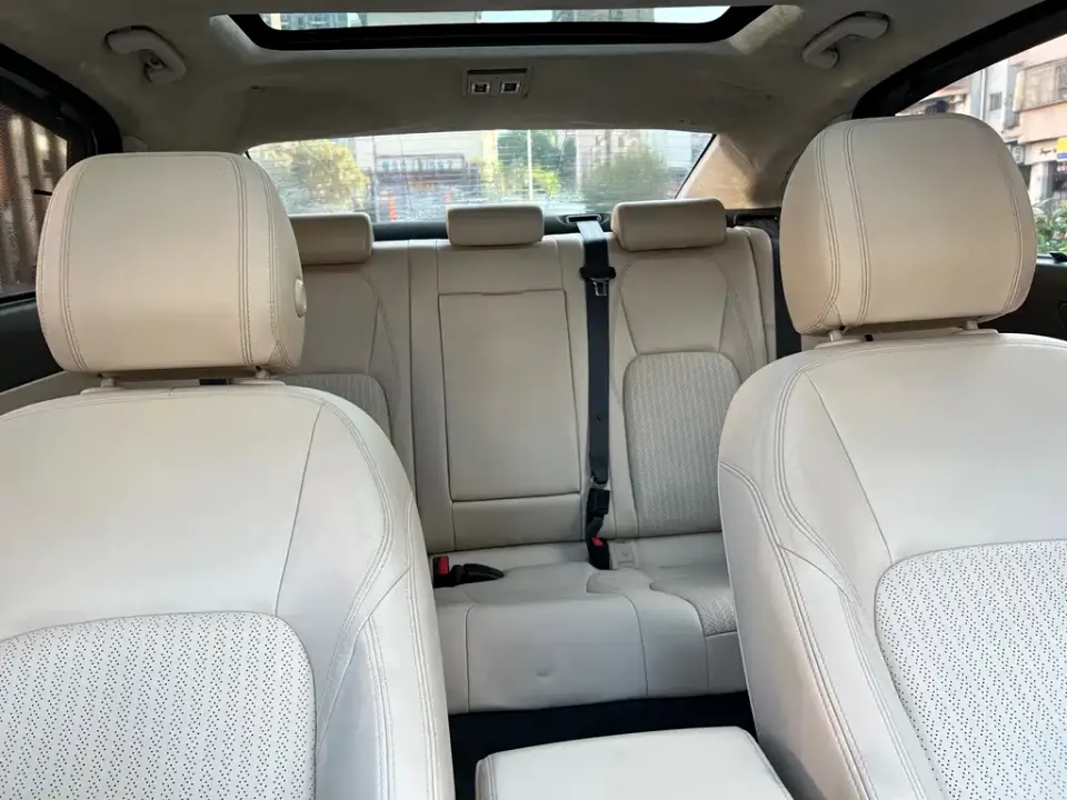 Jaguar XFL