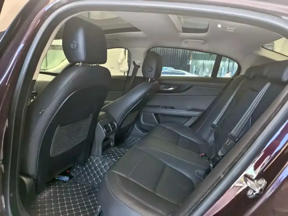 Jaguar XEL