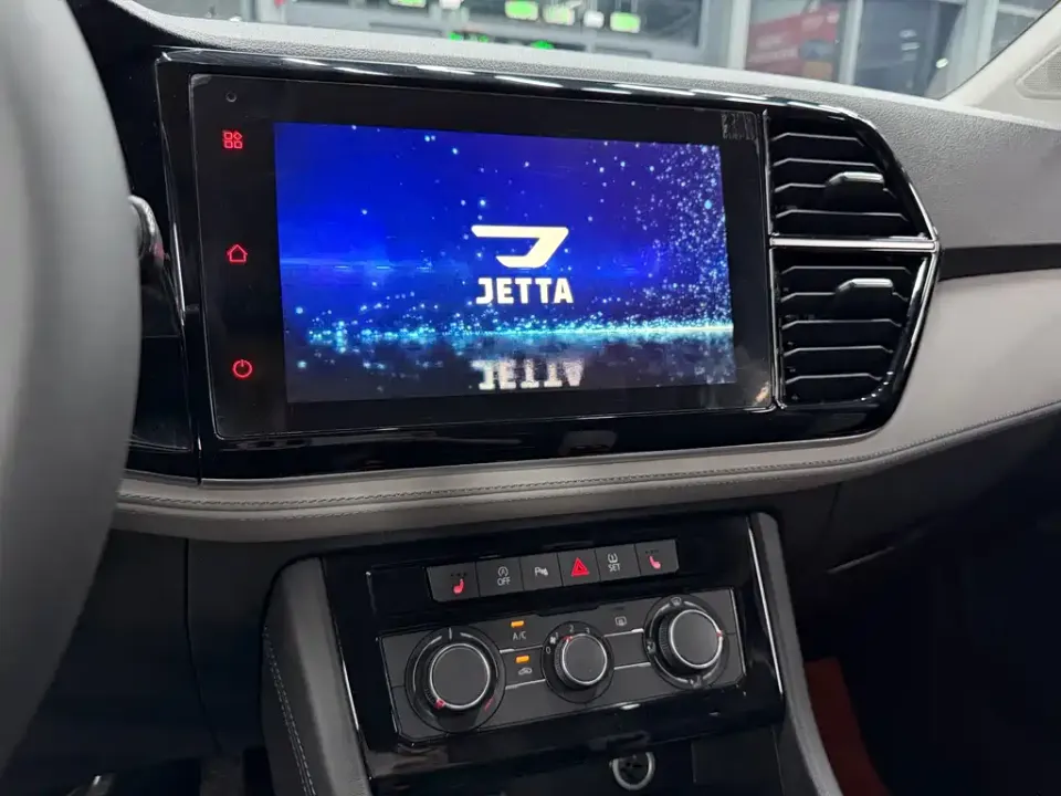 Jetta VS5