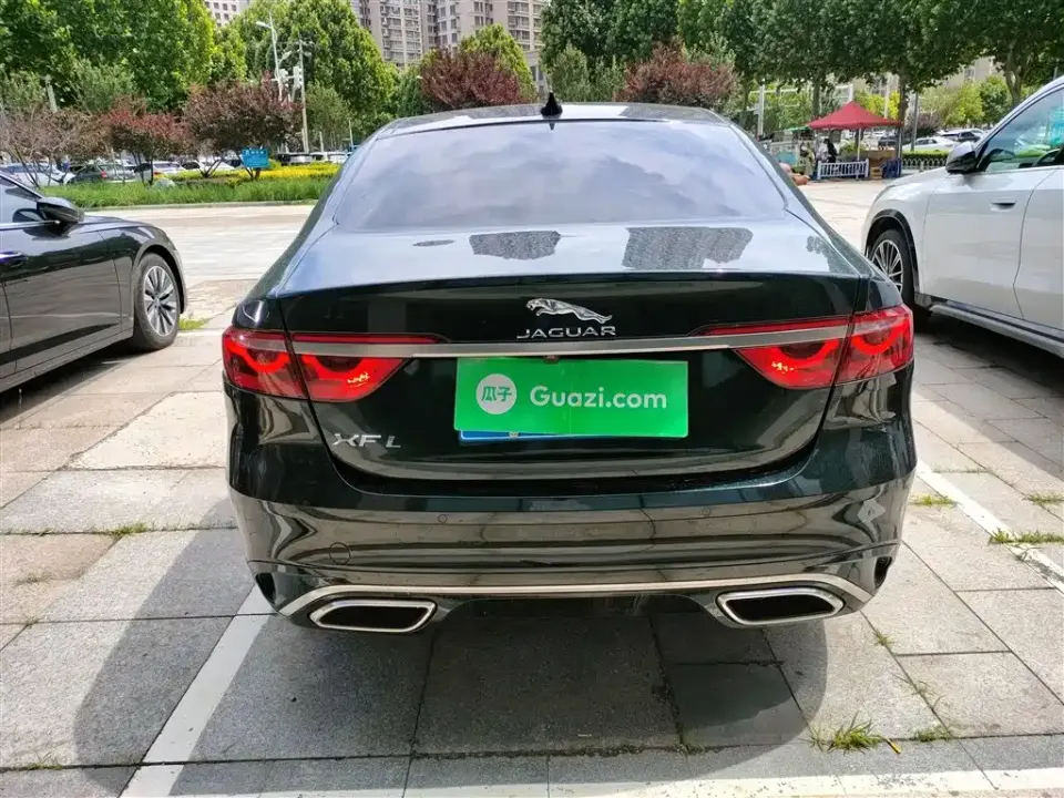 Jaguar XFL