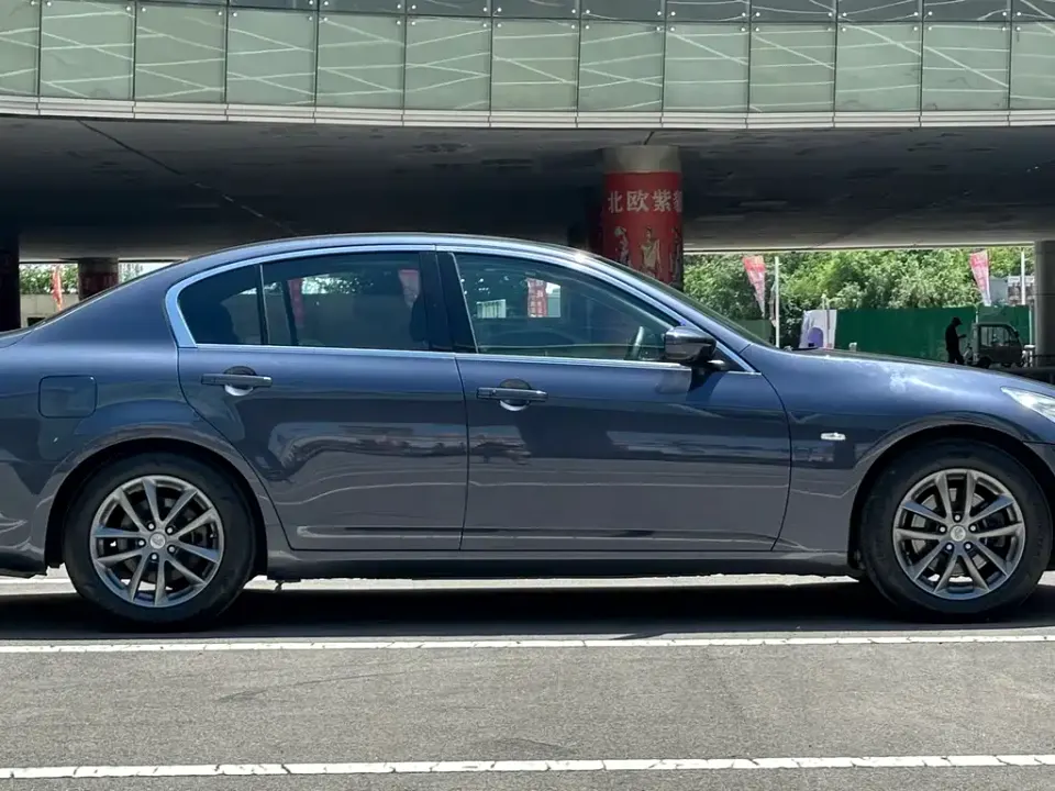 Infiniti G