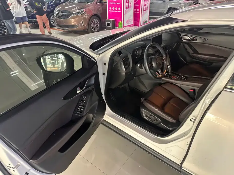 Mazda CX-4