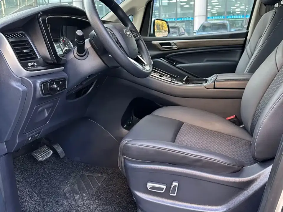 GAC Trumpchi M8